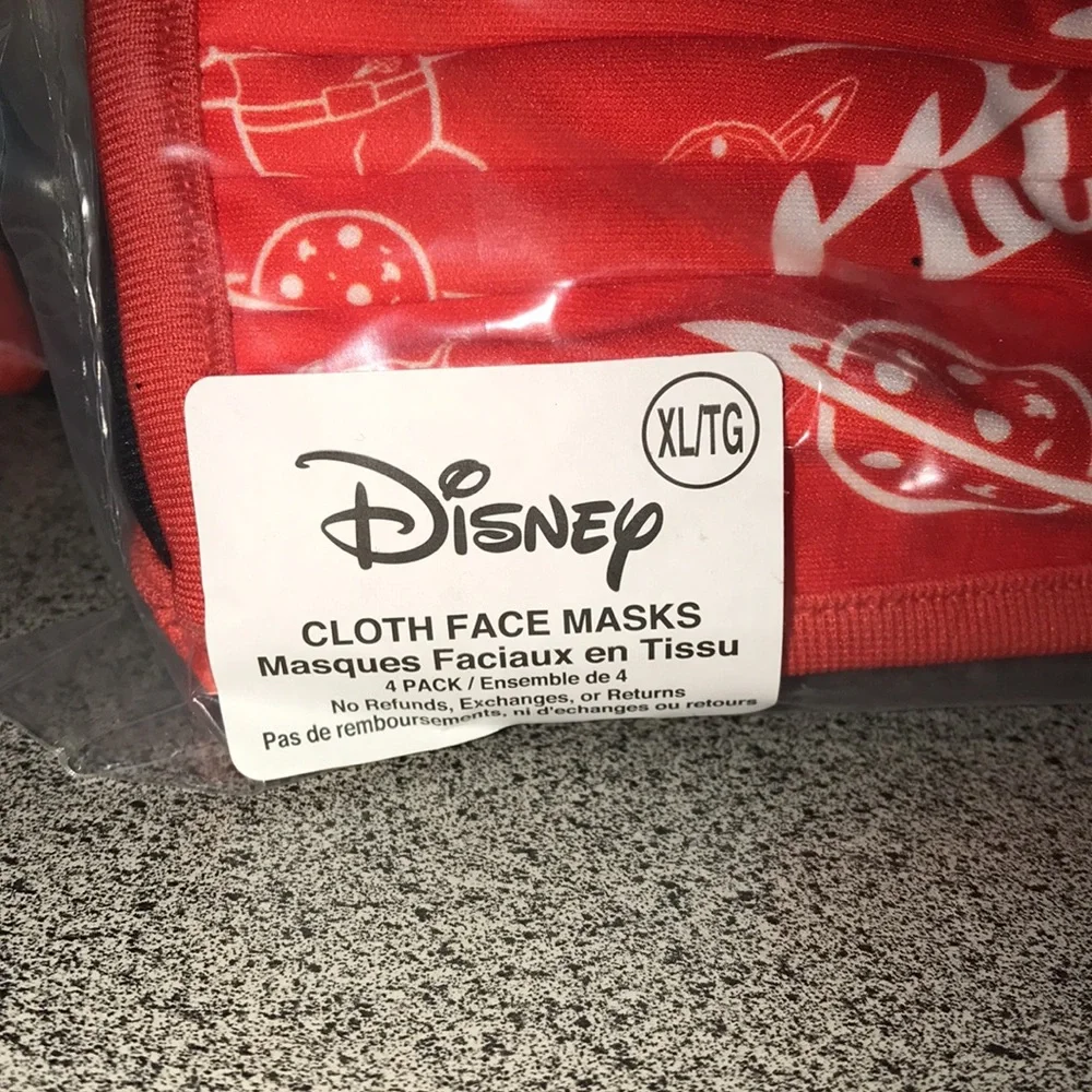 NWT Disney Cloth Masks 😷 Set of Four